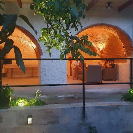 Palantir Panzio Bed & Breakfast Miskolc Luaran gambar