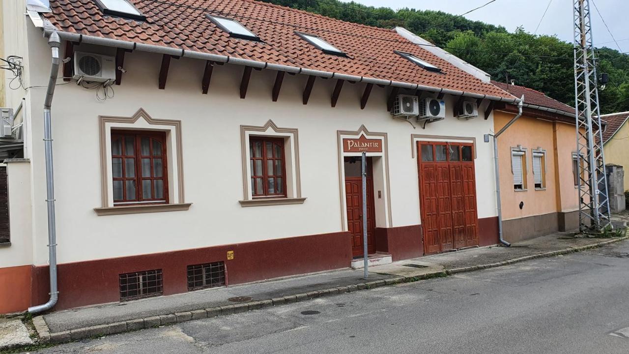 Palantir Panzio Bed & Breakfast Miskolc Luaran gambar