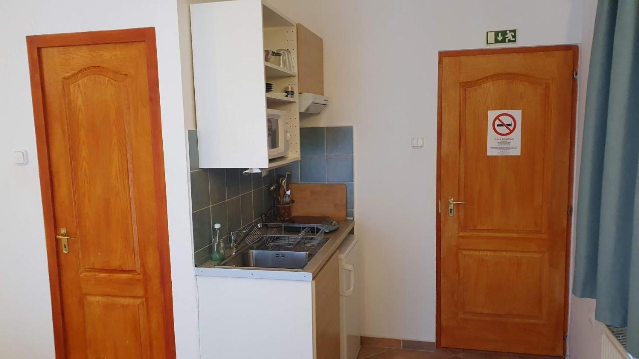 Palantir Panzio Bed & Breakfast Miskolc Luaran gambar